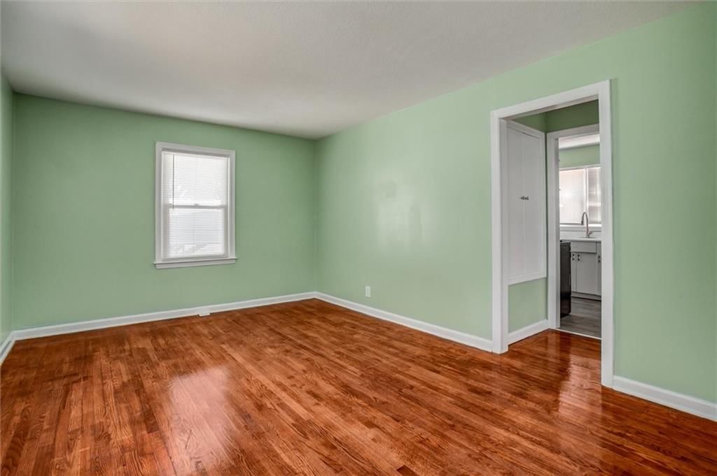 5301 Willow Avenue — photo 11