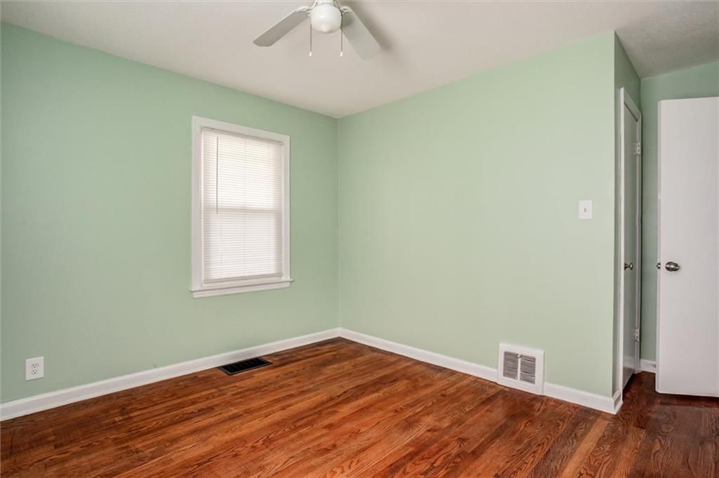 5301 Willow Avenue — photo 13