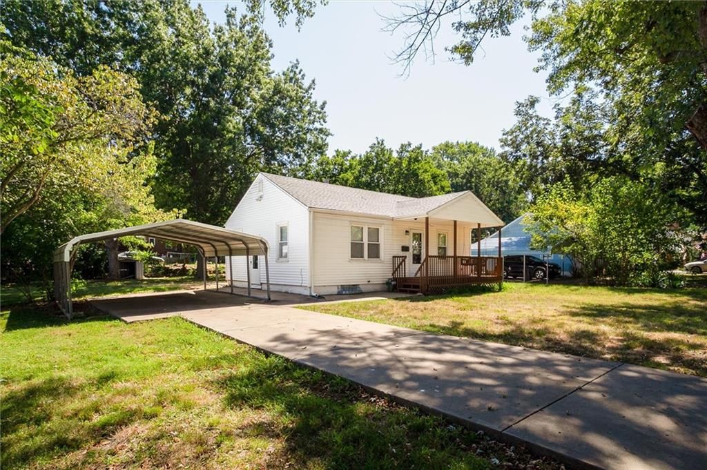 5301 Willow Avenue — photo 3