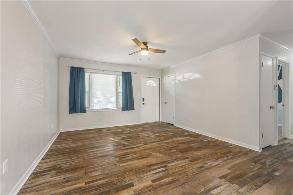 3603 N Spring Street — photo 3