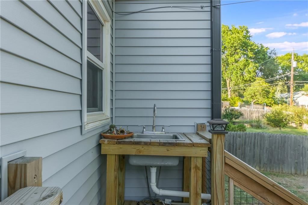 3603 N Spring Street — photo 23