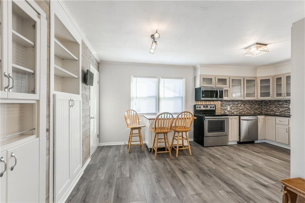 3603 N Spring Street — photo 6
