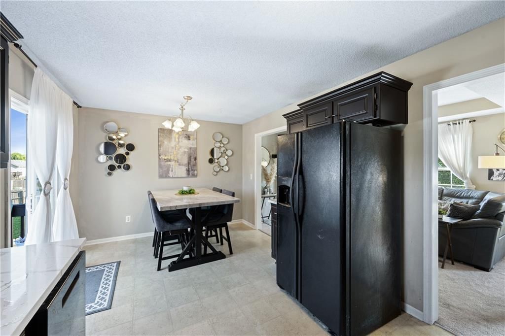 608 Fall Creek Drive — photo 6