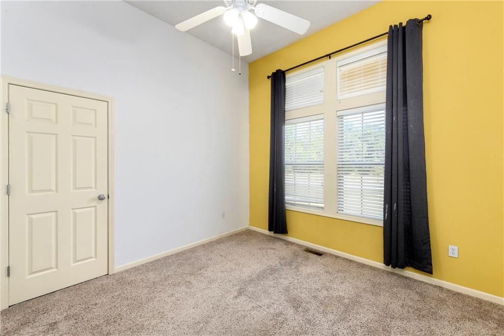 12284 NE Pawnee Drive — photo 13
