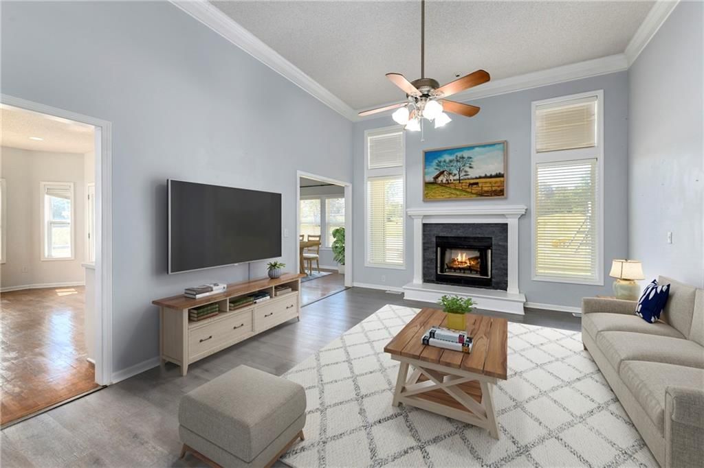 12284 NE Pawnee Drive — photo 3
