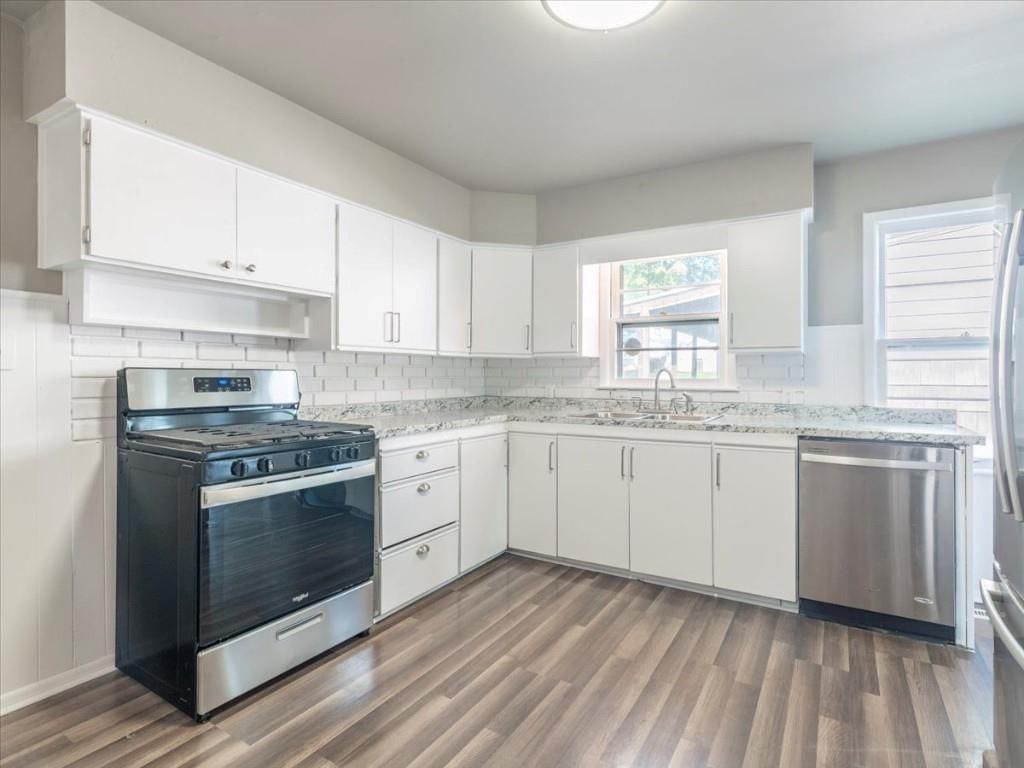 3241 Sacramento Street — photo 3