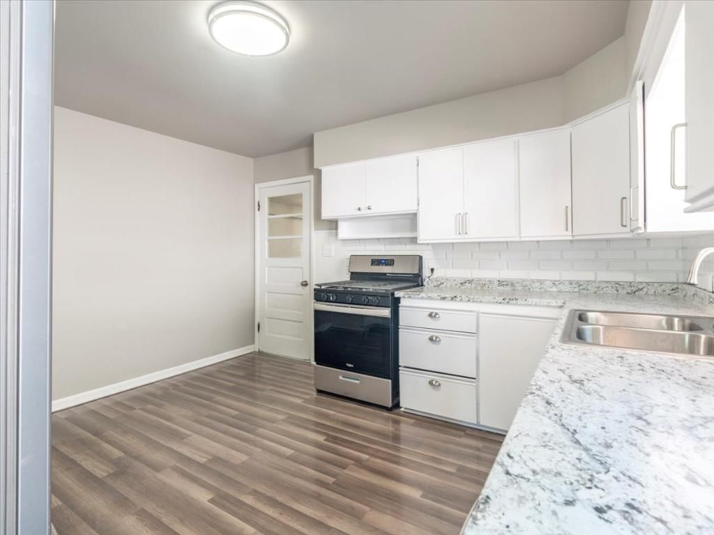 3241 Sacramento Street — photo 5