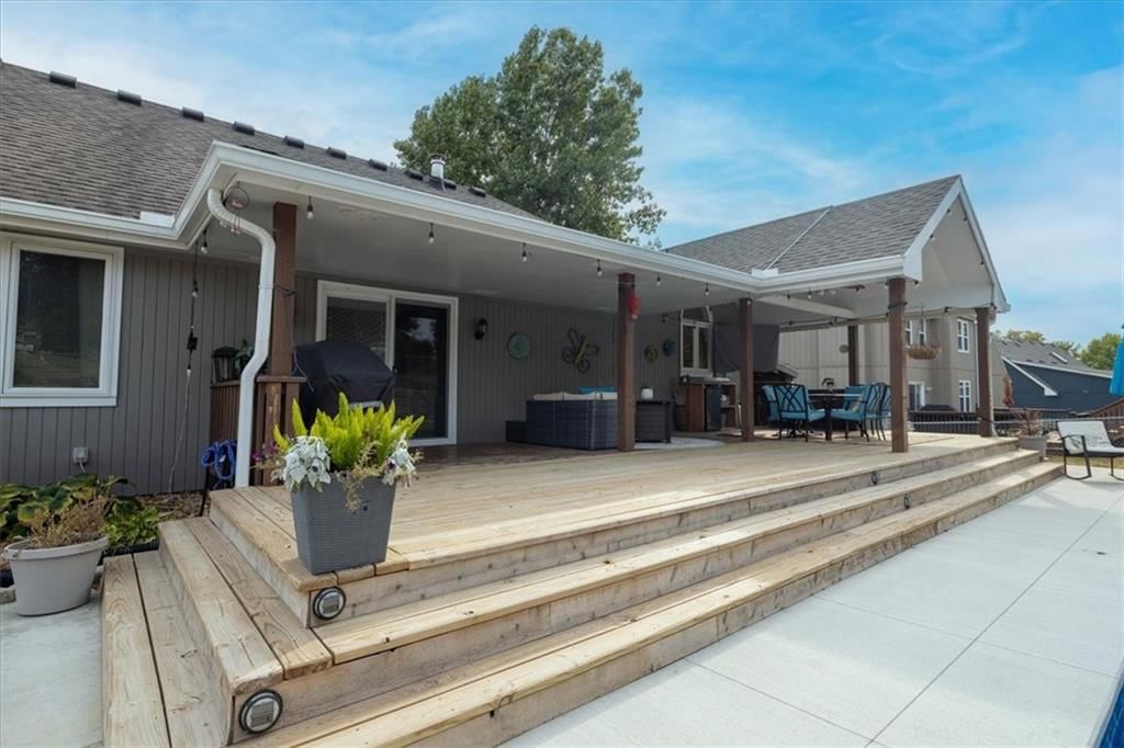 8 Timber Creek Drive — photo 9