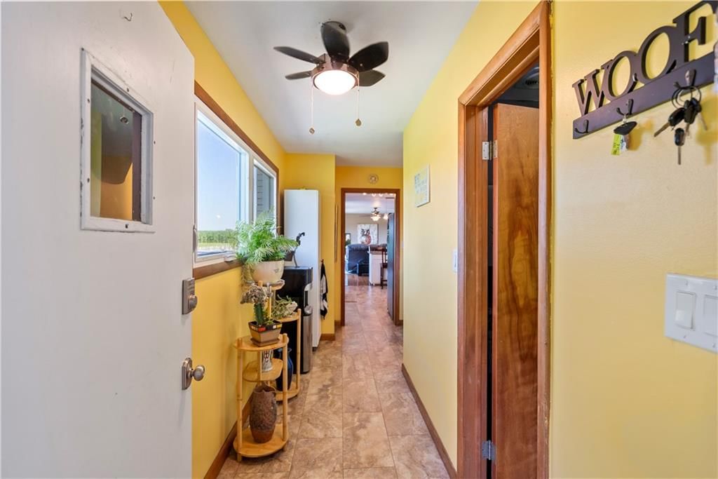 2053 E Madison Street — photo 44