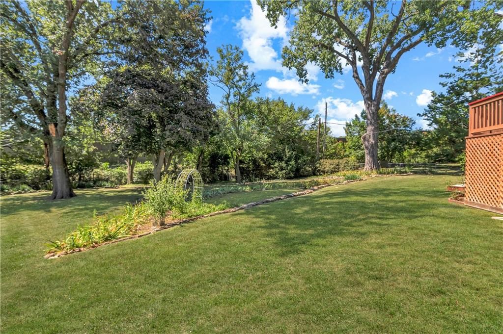 9236 Reeder Drive — photo 30