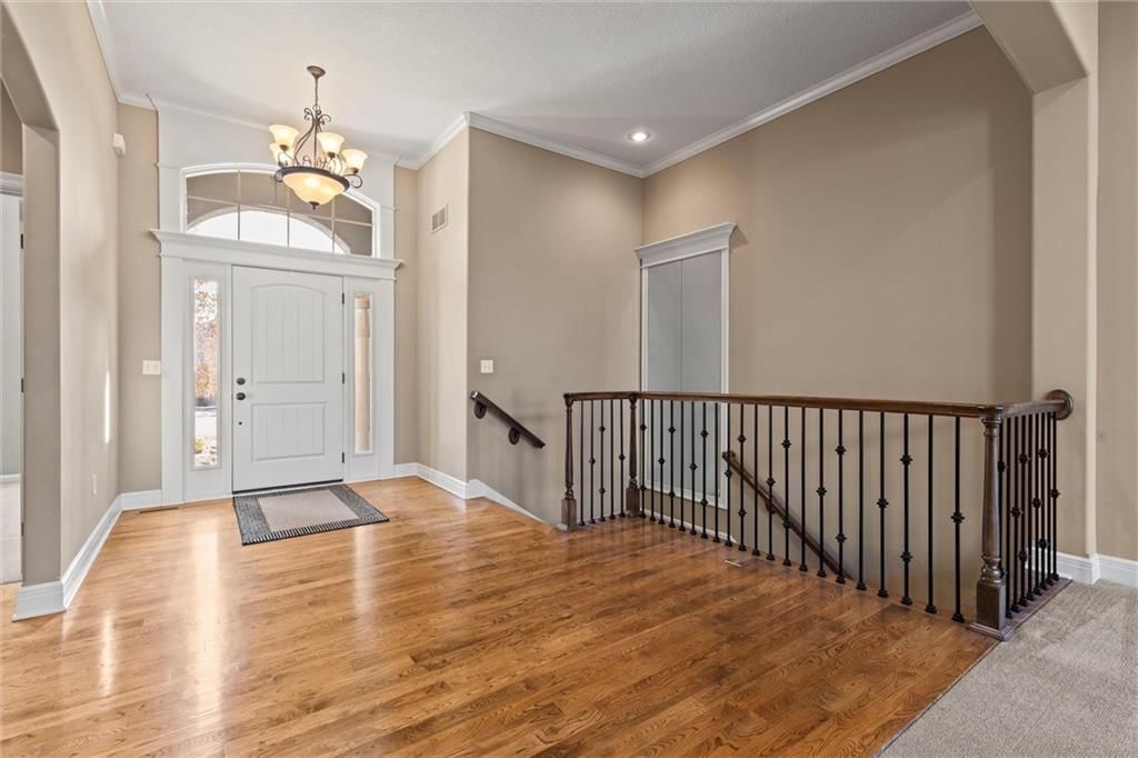 8916 N Glenwood Avenue — photo 11