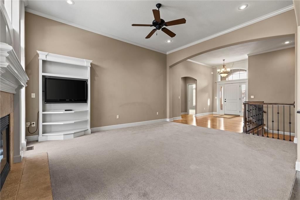 8916 N Glenwood Avenue — photo 18