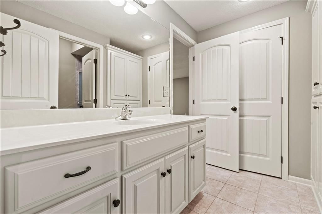 8916 N Glenwood Avenue — photo 25