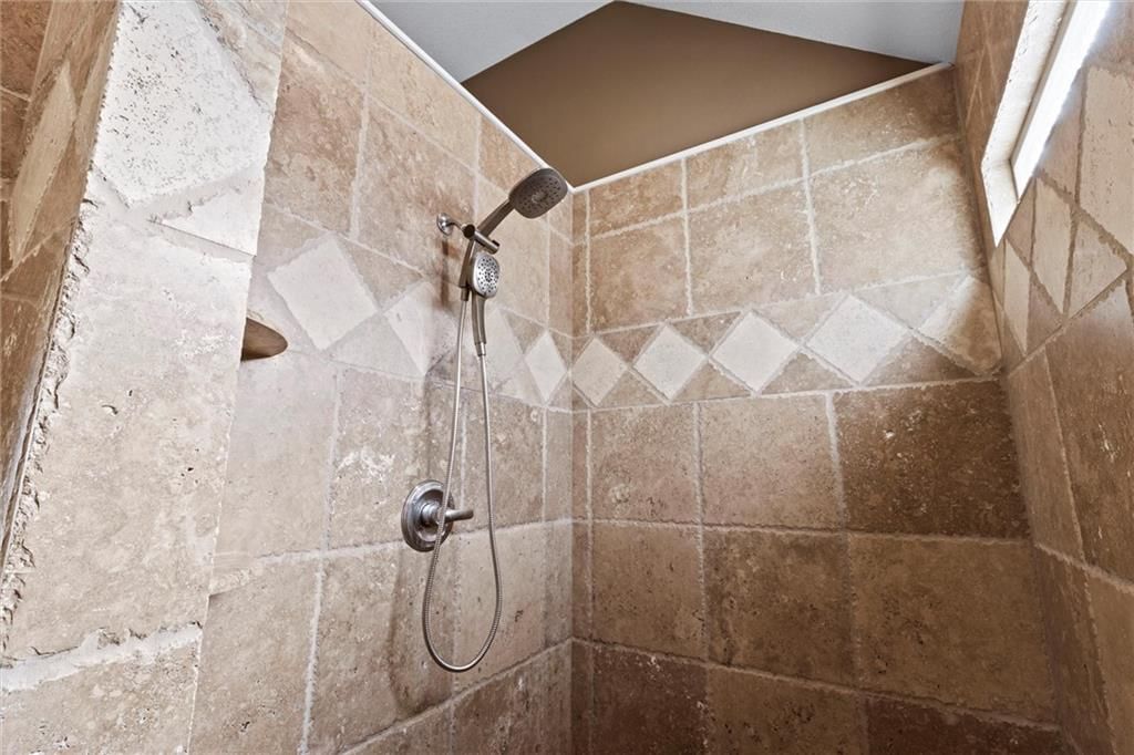 8916 N Glenwood Avenue — photo 30