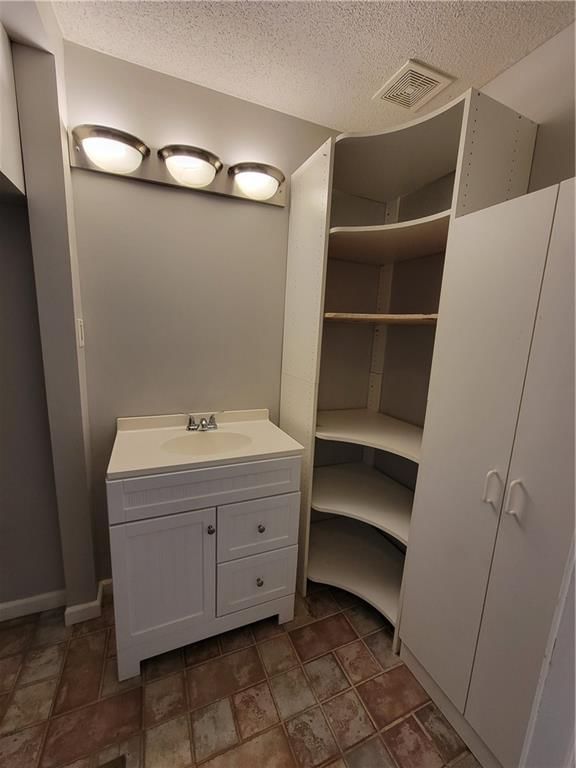 3621 NW Anchor Court — photo 27