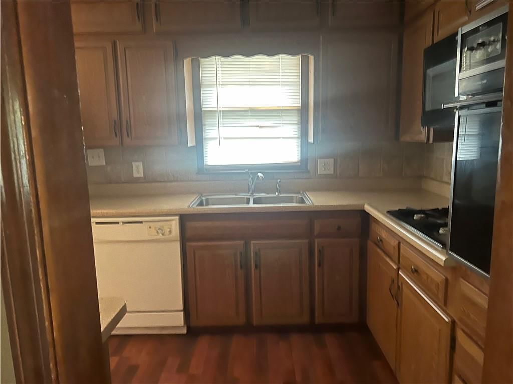 1508 Broadway Street — photo 7