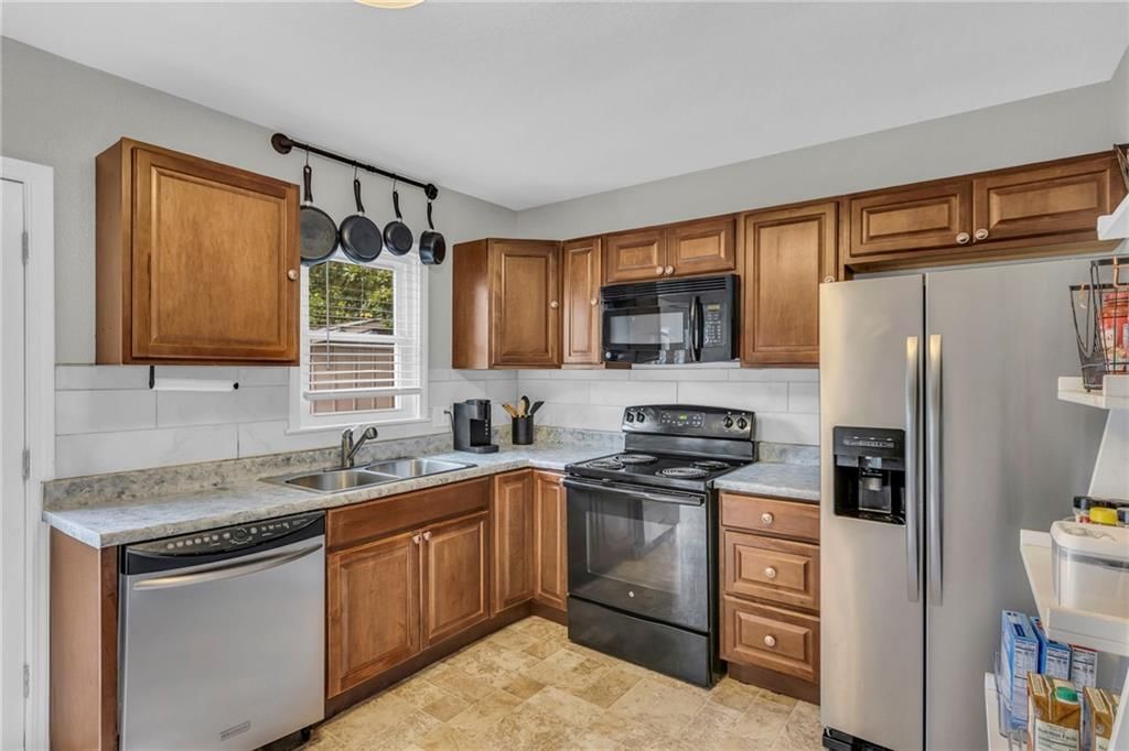708 W Poor Street — photo 13