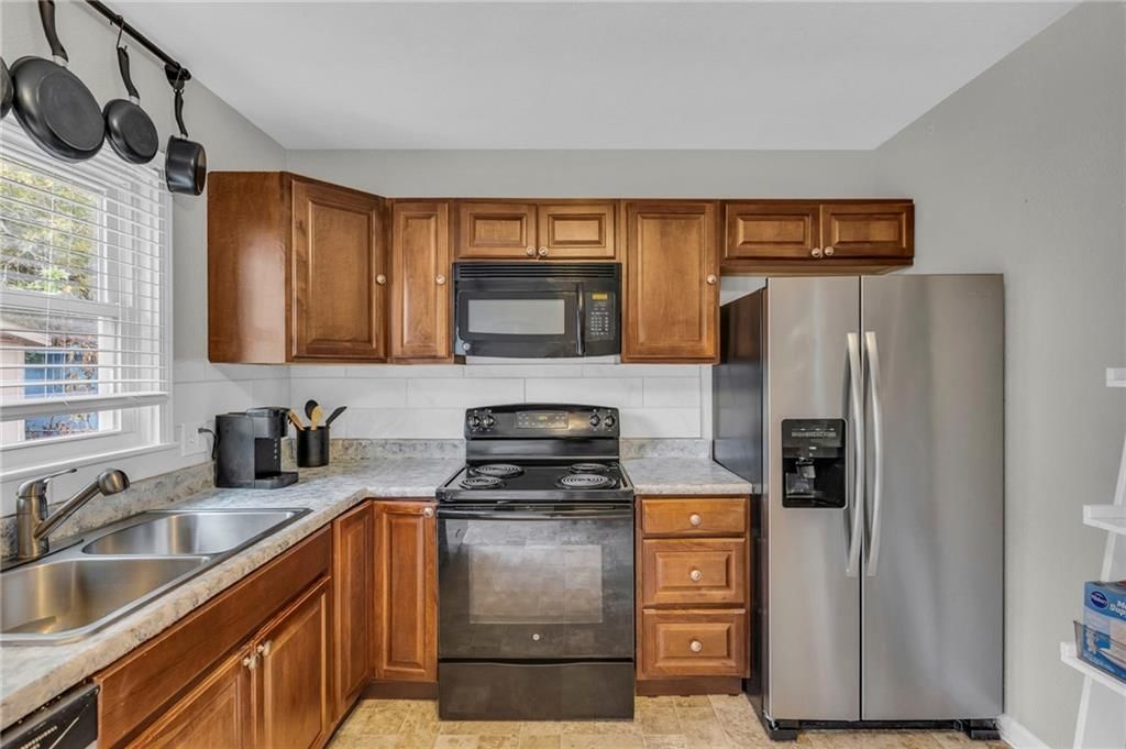 708 W Poor Street — photo 15