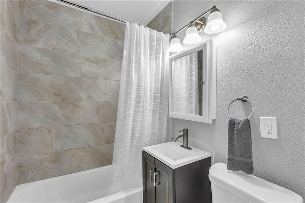 708 W Poor Street — photo 28