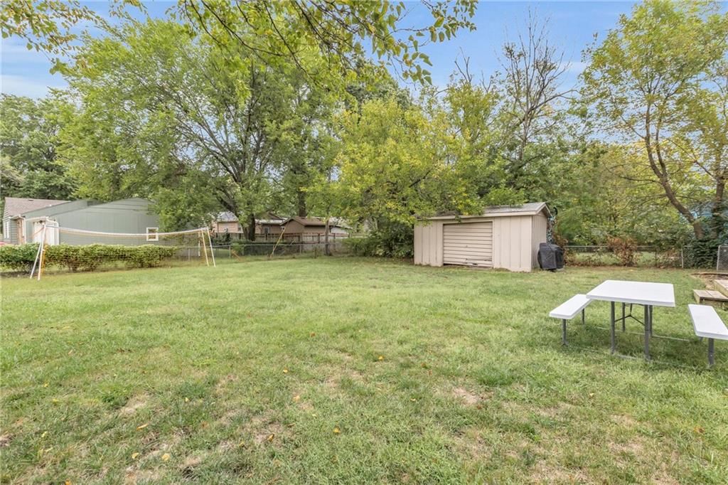 708 W Poor Street — photo 34