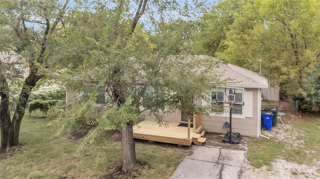 708 W Poor Street — photo 5
