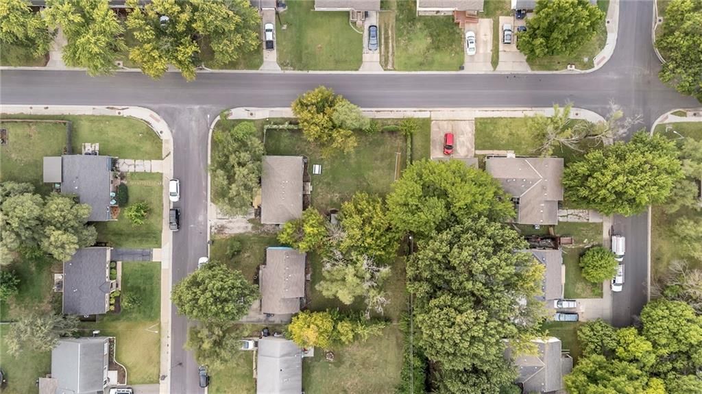 708 W Poor Street — photo 43