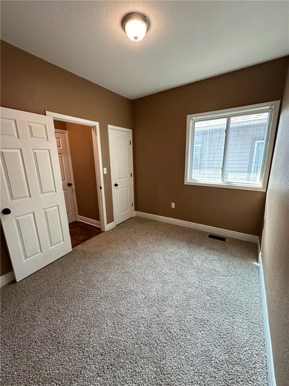 719 Van Brunt Boulevard — photo 7