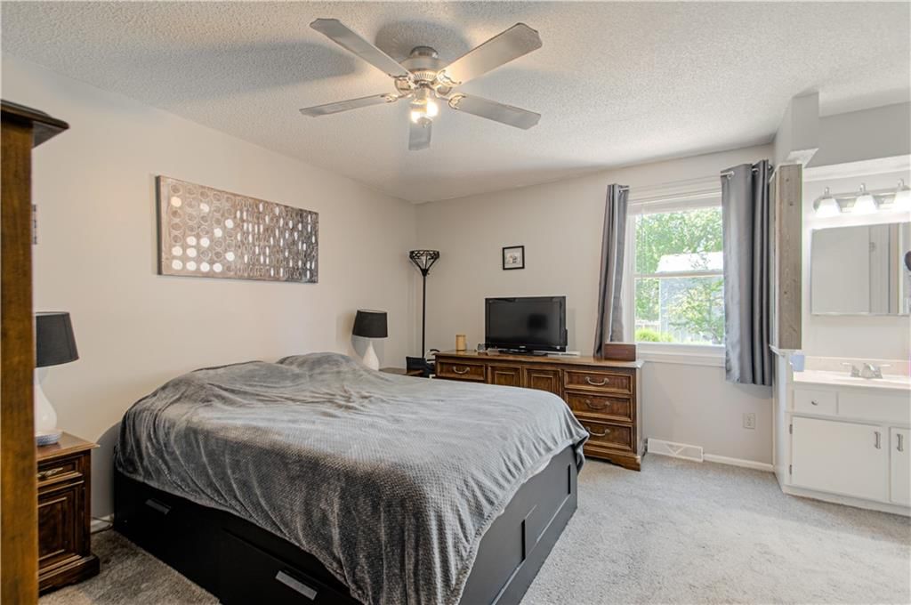 9120 DARNELL Street — photo 12