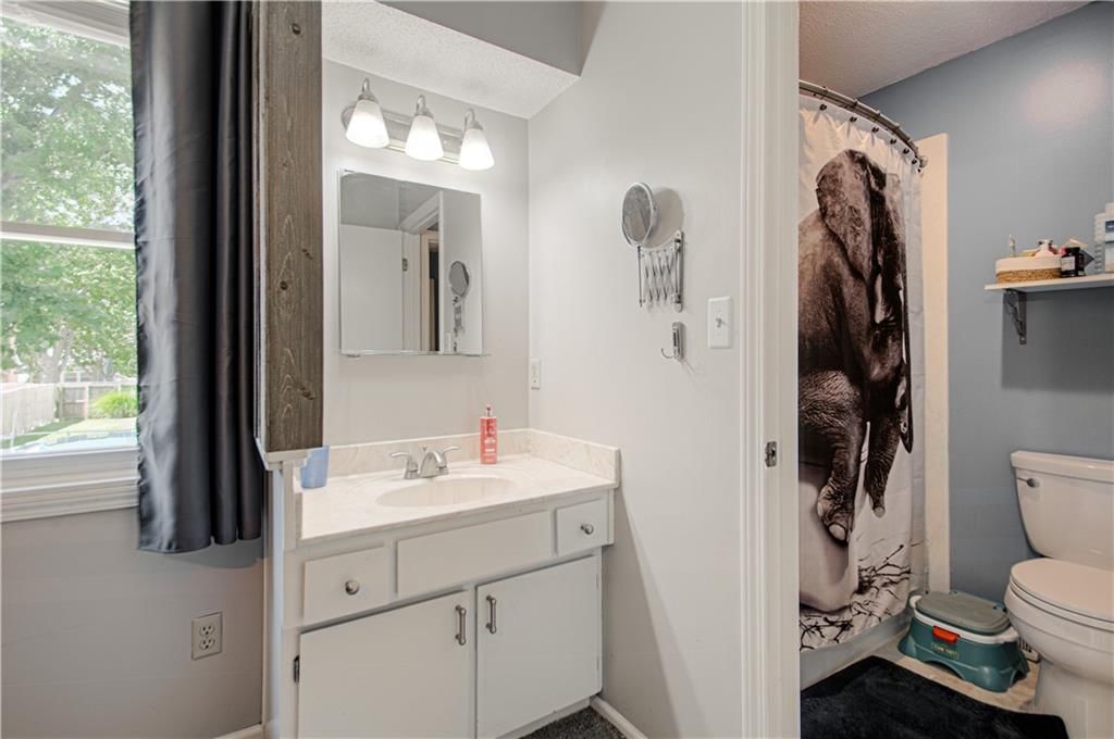 9120 DARNELL Street — photo 14