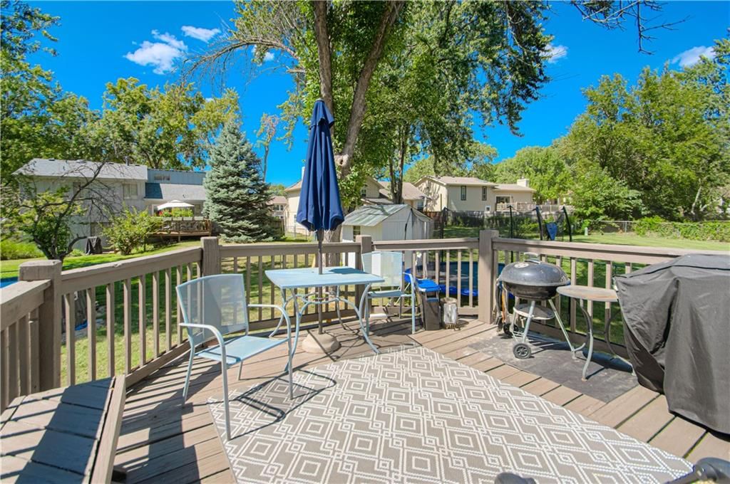 9120 DARNELL Street — photo 23