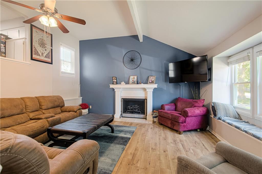 9120 DARNELL Street — photo 4