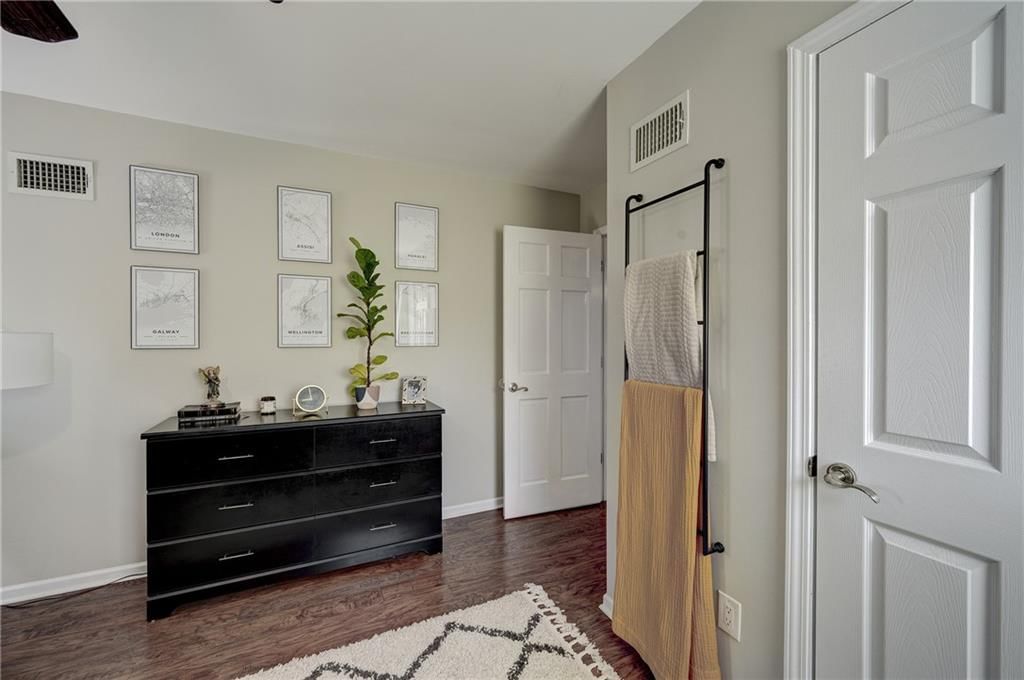 3637 NE Beechwood Drive — photo 25