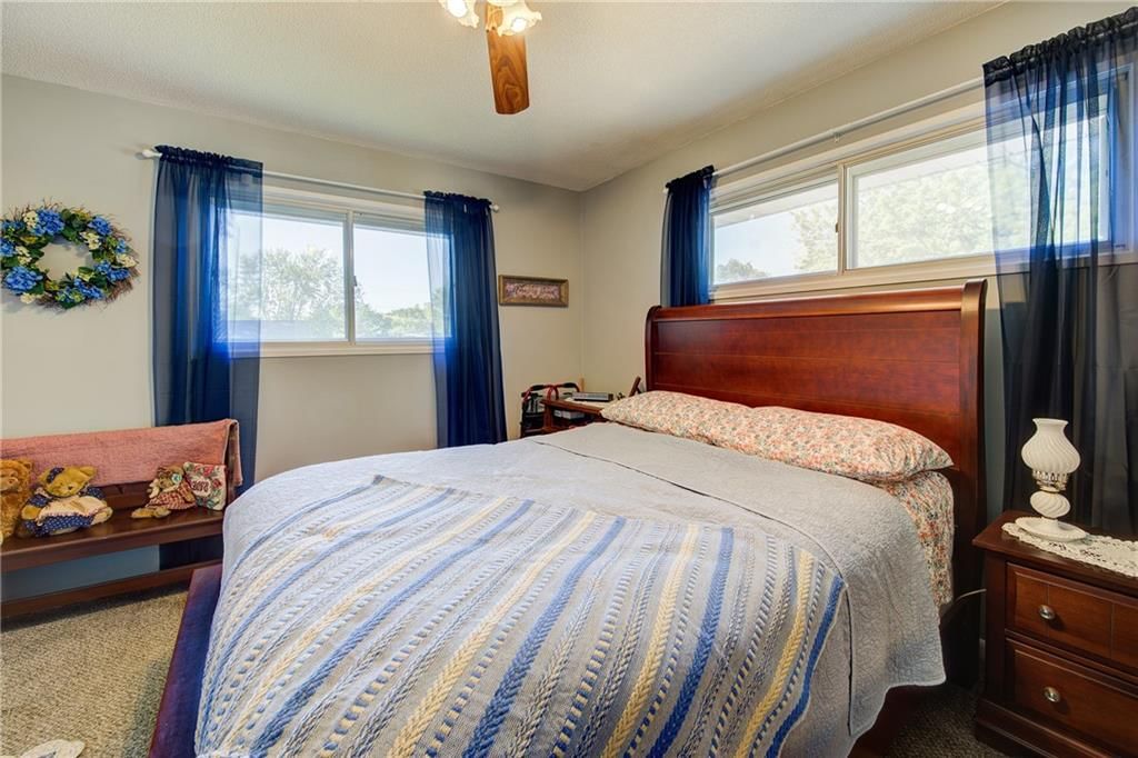 407 NE 62nd Place — photo 8