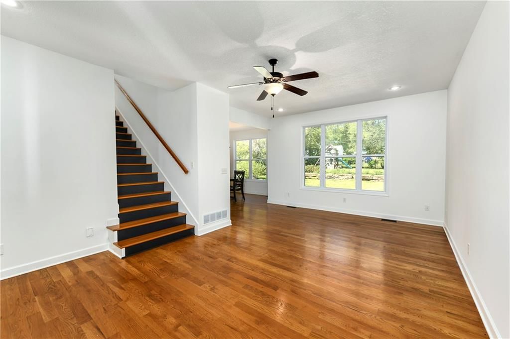 409 S 1st Street — photo 5