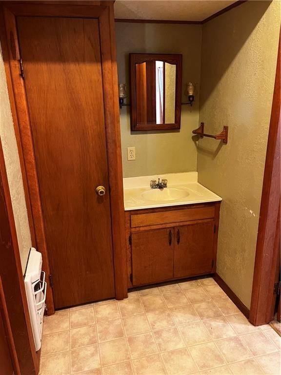 1402 S Walnut Street — photo 6