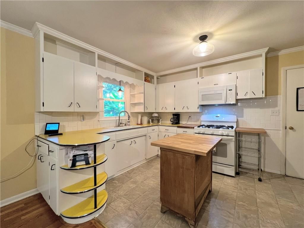 5804 Sterling Avenue — photo 8