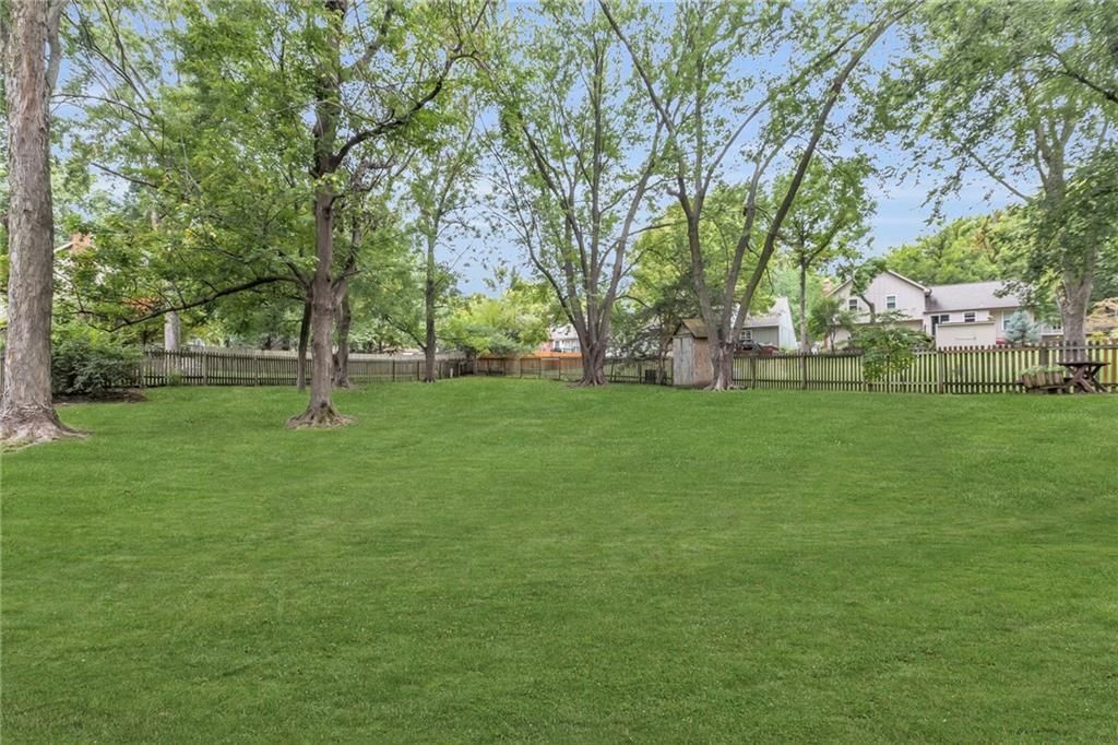 15303 W 89th Terrace — photo 30