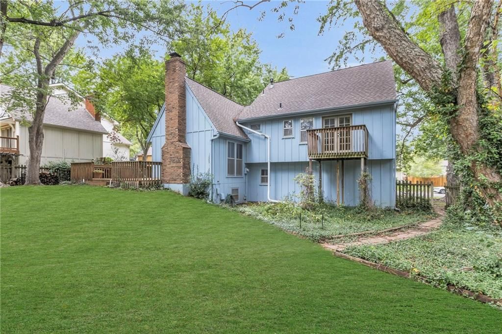 15303 W 89th Terrace — photo 32