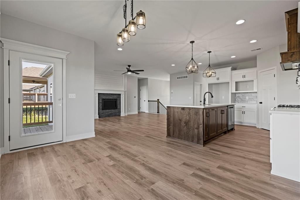 2212 NW 94th Street — photo 7