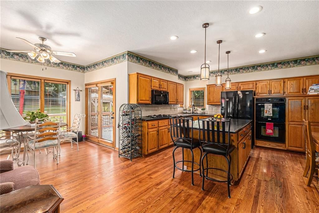 14755 Hadley Street — photo 9