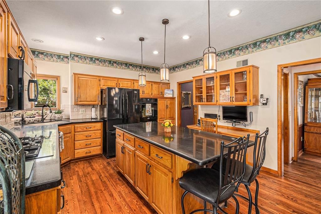 14755 Hadley Street — photo 10
