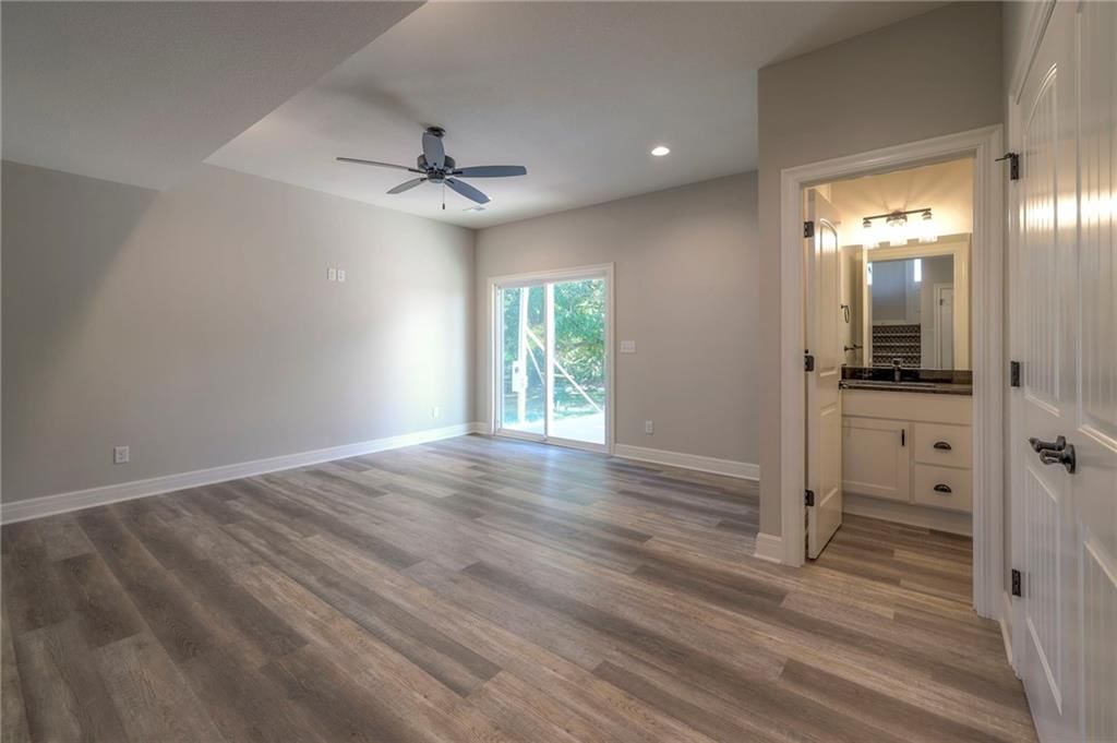 11805 E 211th Street — photo 33