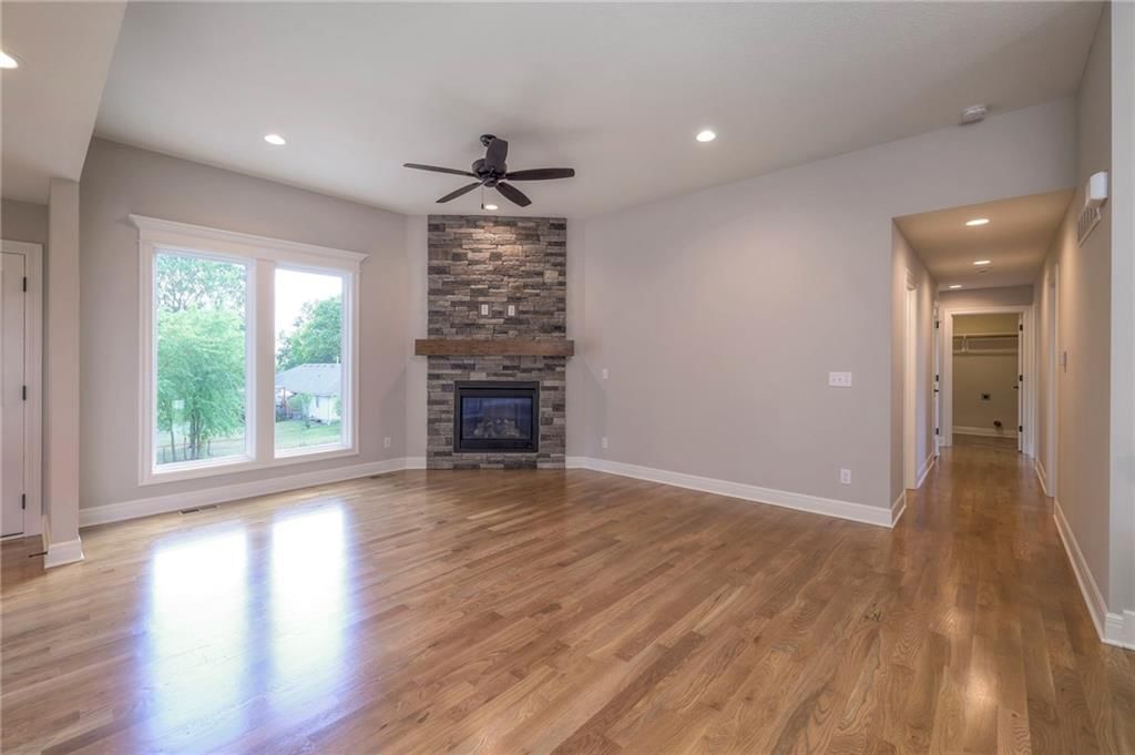 11805 E 211th Street — photo 10