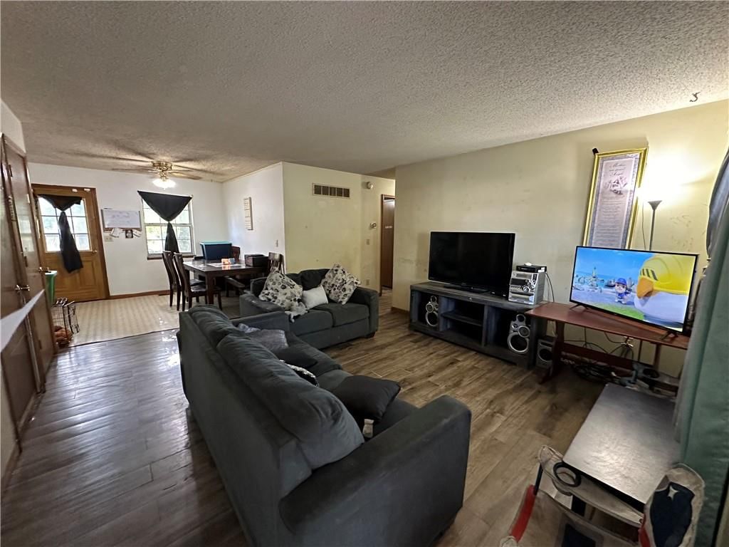 415 Chestnut Street — photo 3