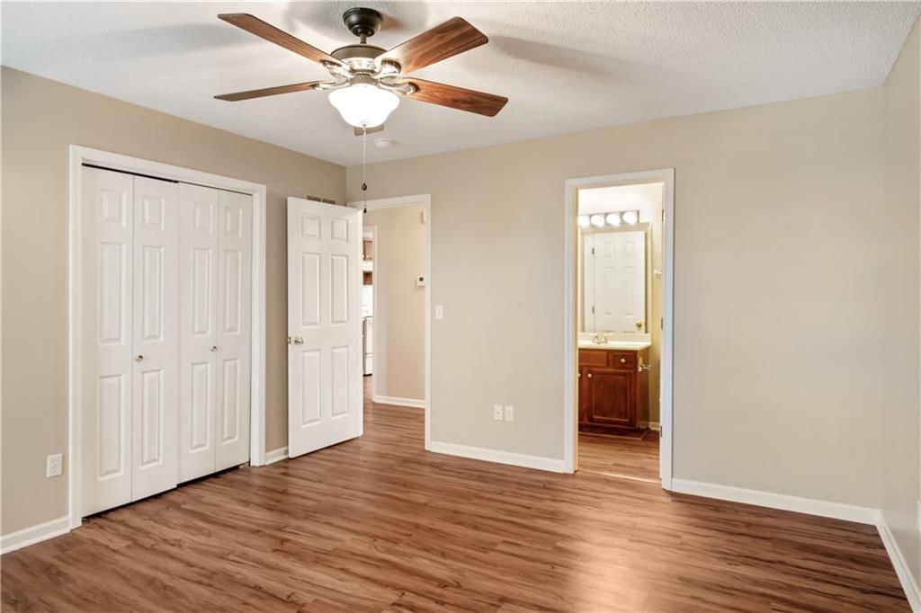 1505 Galway Court — photo 9