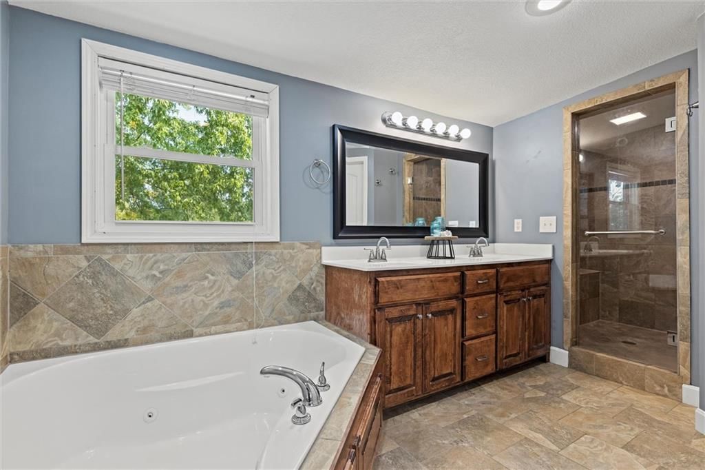 5203 SW 169 Highway — photo 25