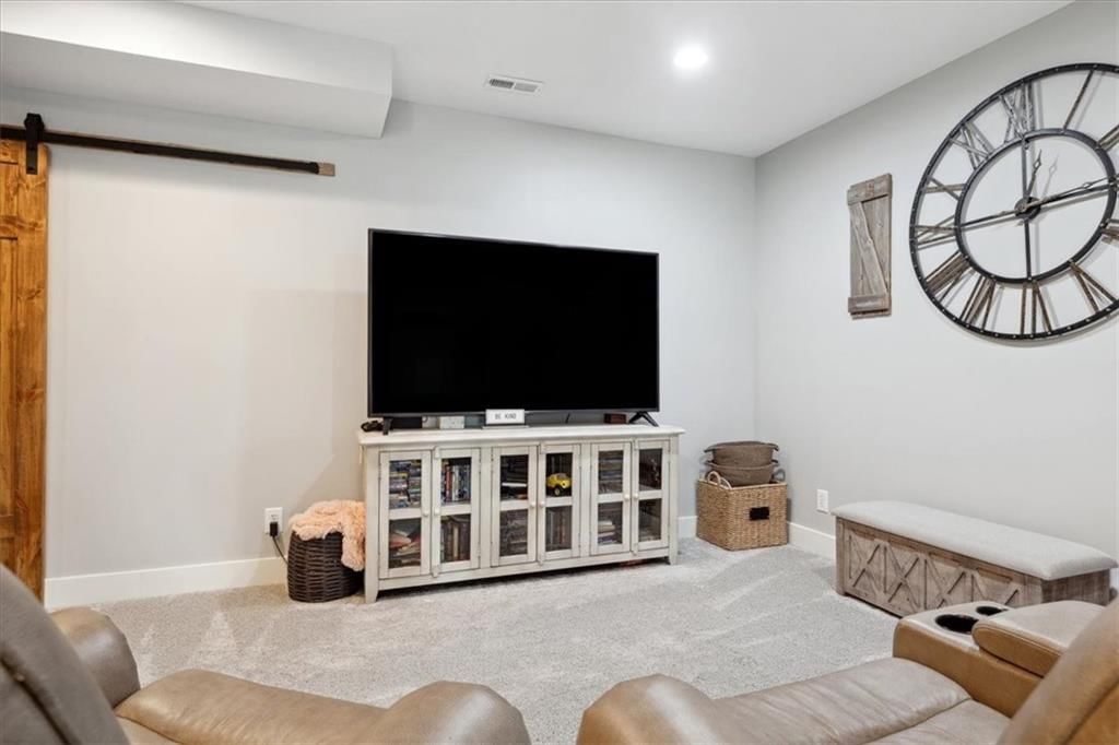 2402 Windmill Drive — photo 24