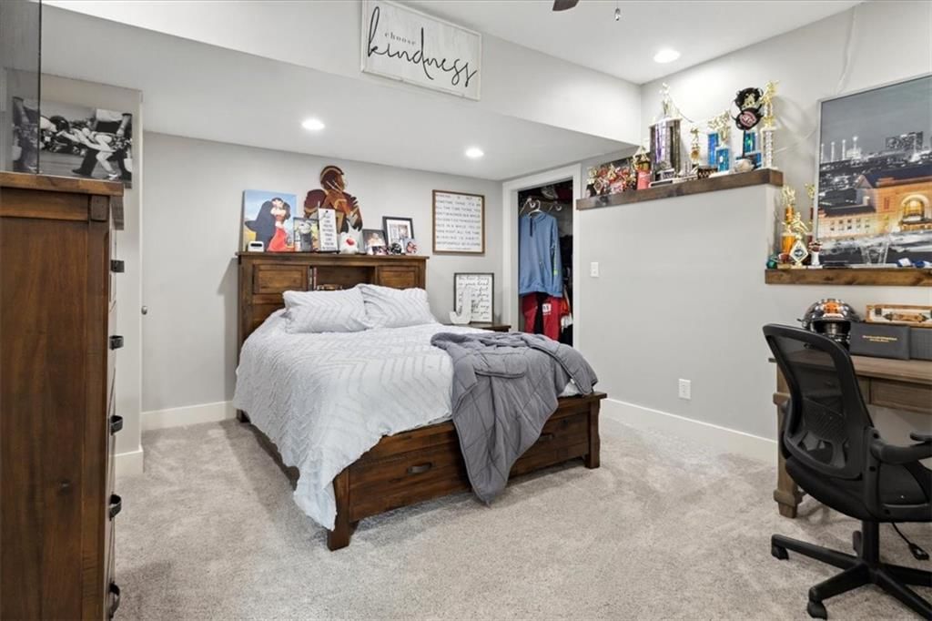 2402 Windmill Drive — photo 28