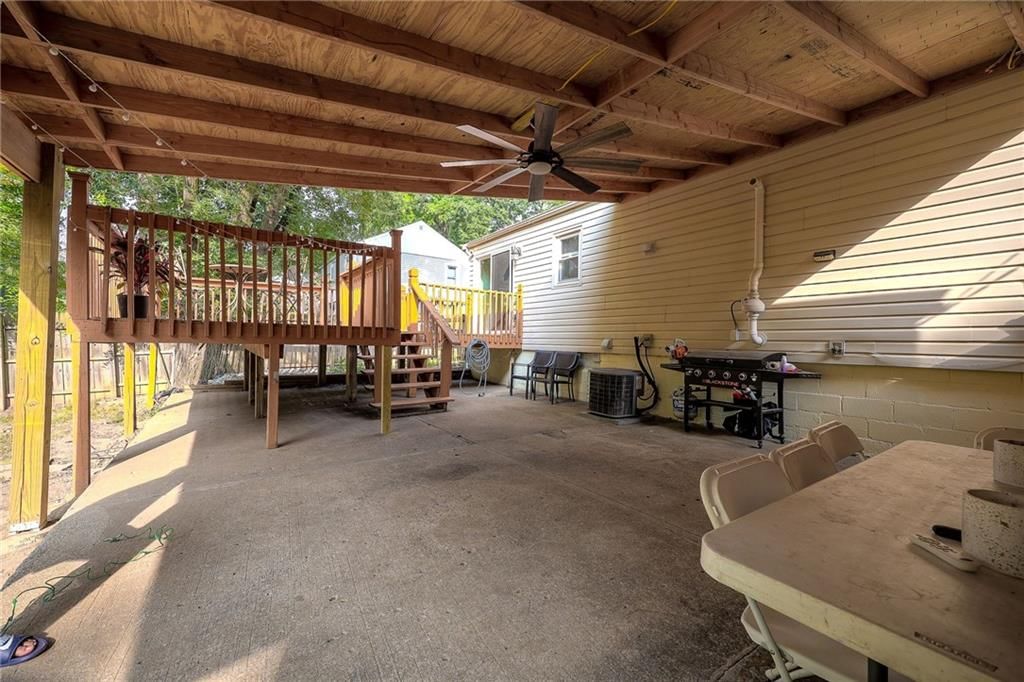 5635 WEBSTER Avenue — photo 29