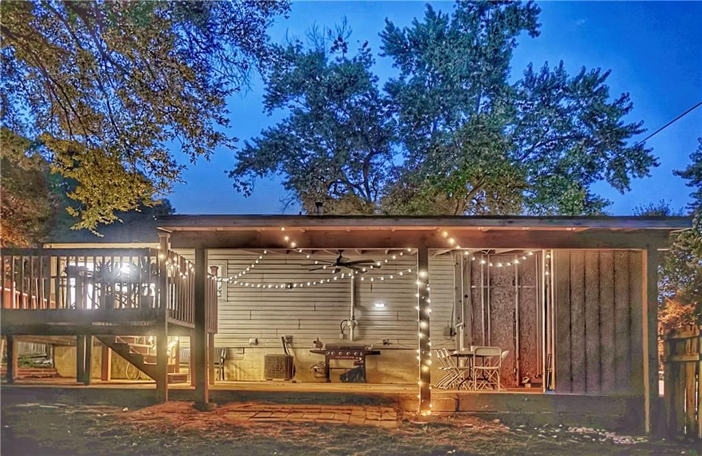 5635 WEBSTER Avenue — photo 34
